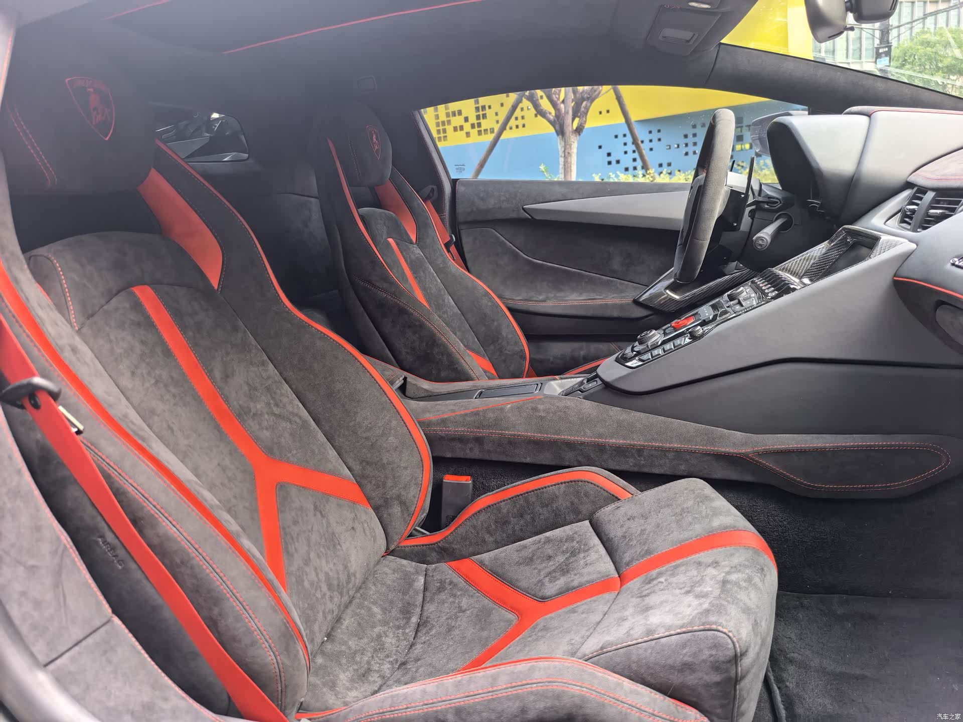 Lamborghini Aventador, 2013 9