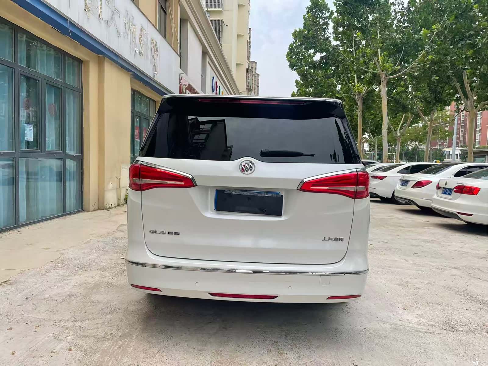 Buick GL8, 2017 все фото