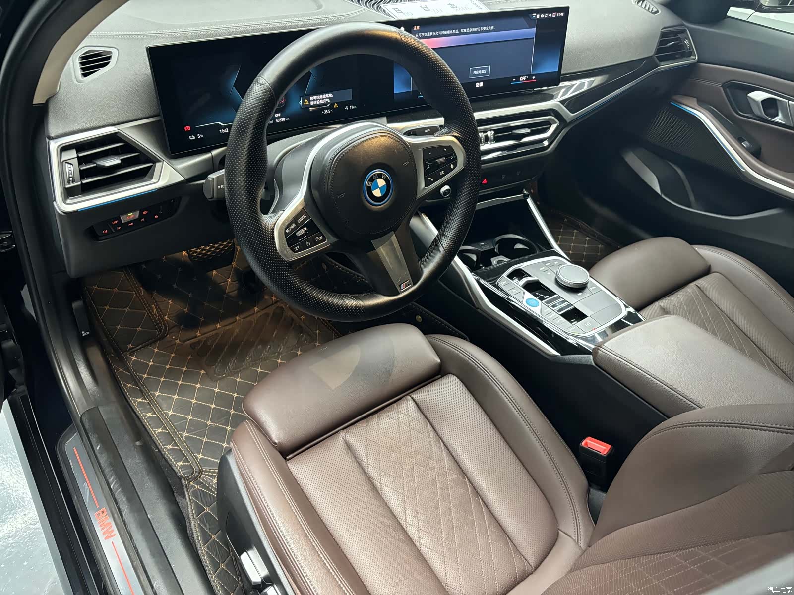 BMW i3, 2023 все фото