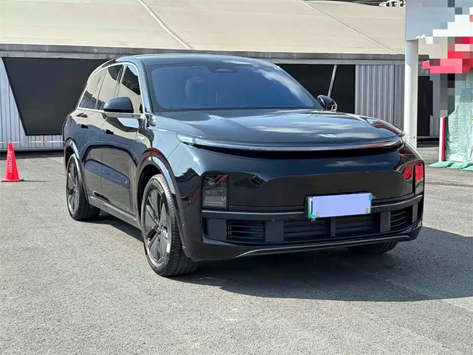 Li Auto Ideal L8