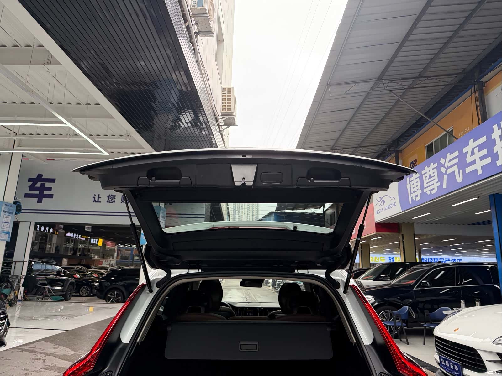 Volvo XC60, 2019 21