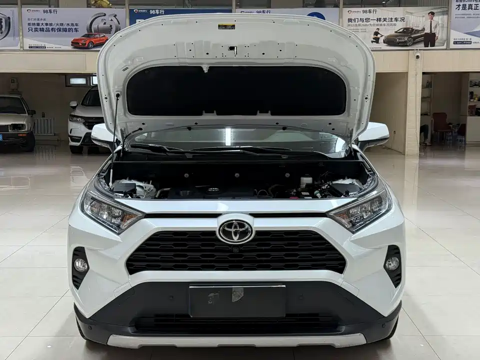 Toyota RAV4 Rongfang