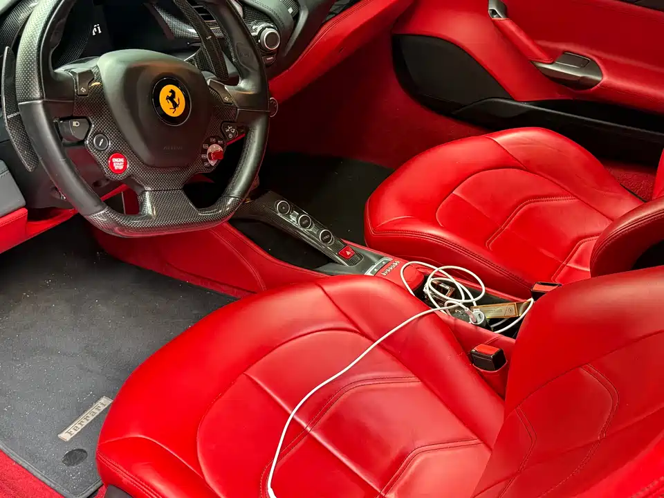 Ferrari 488