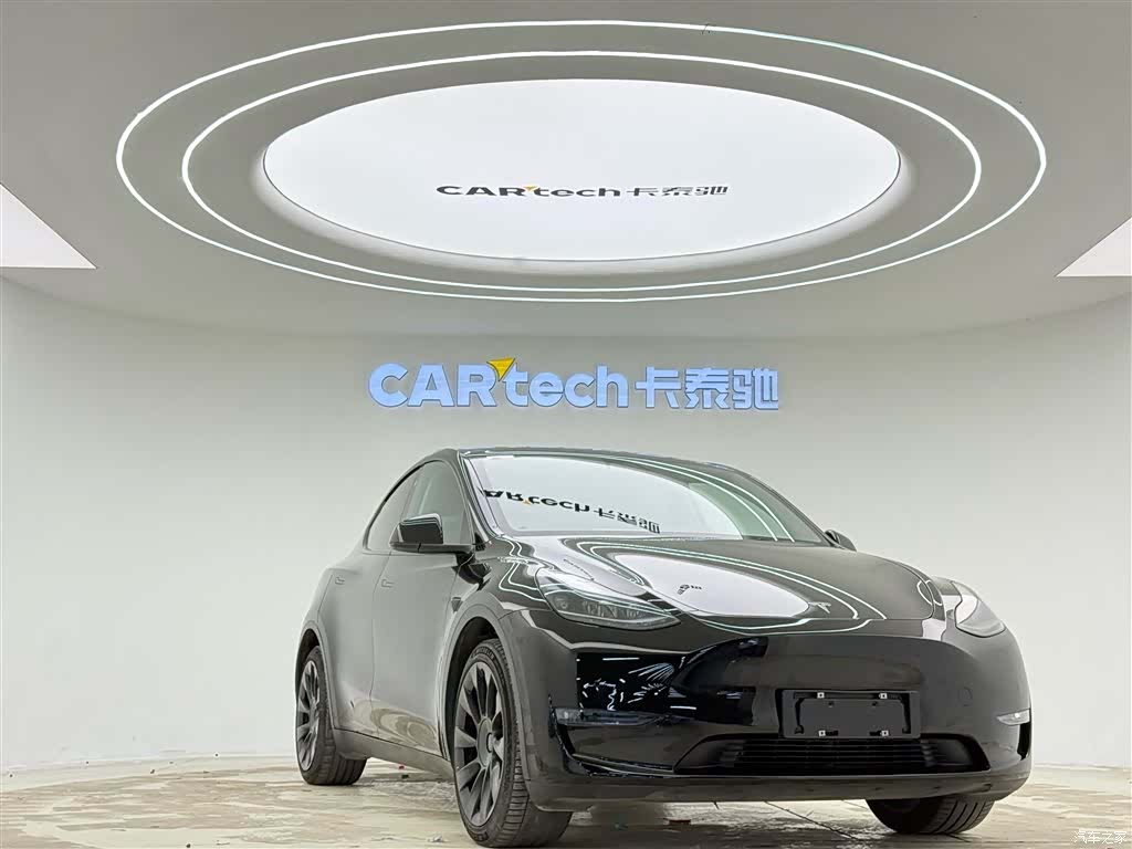 Tesla Model Y, 2021 2