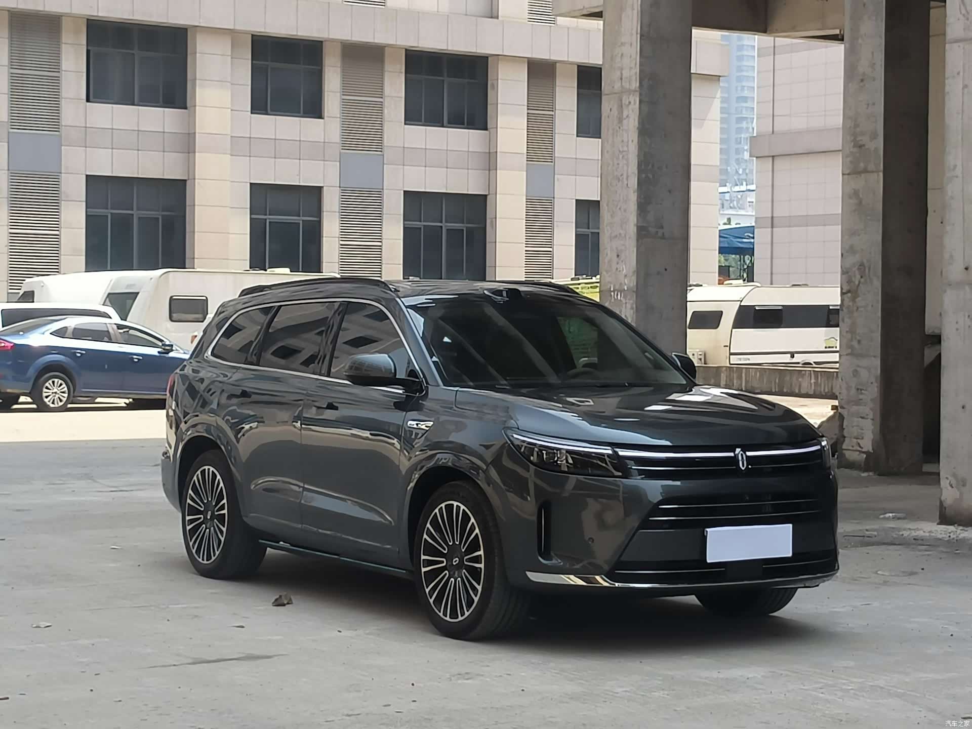 AITO M7, 2024 3