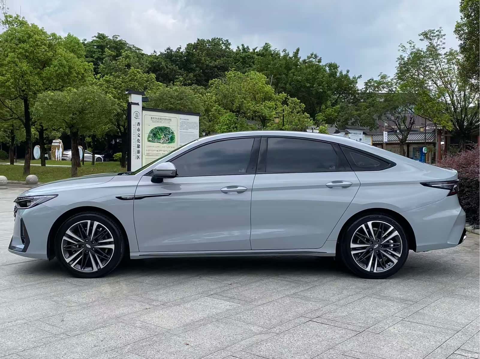 Chery Arrizo 8, 2023 8