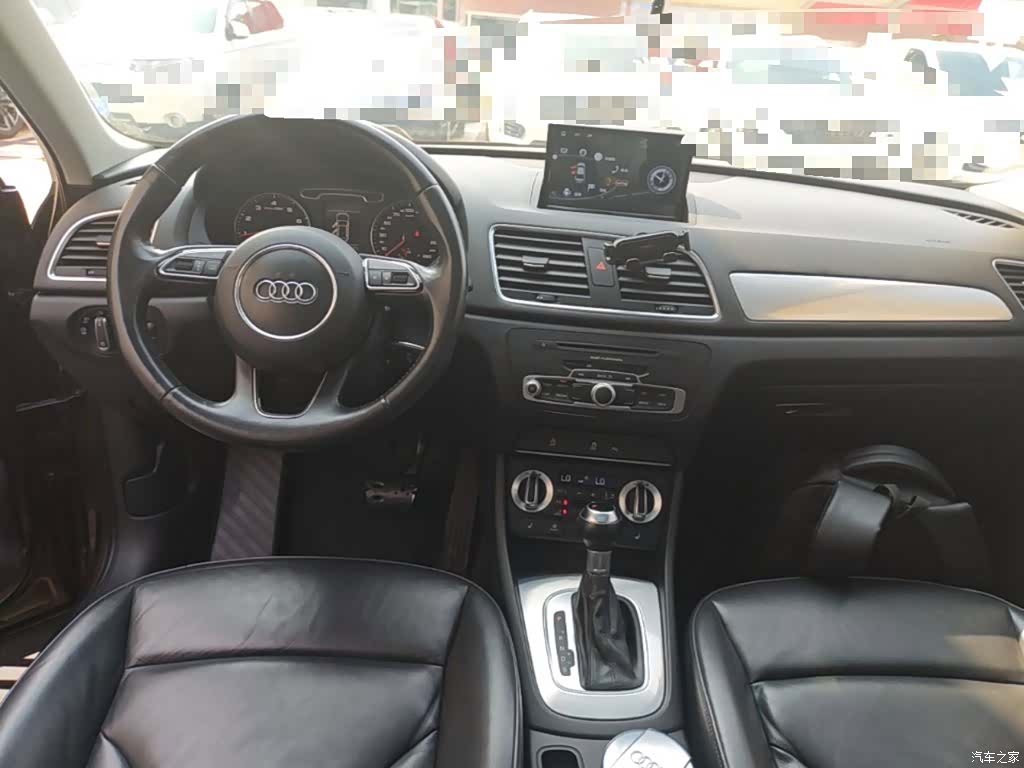 Audi Q3, 2015 10