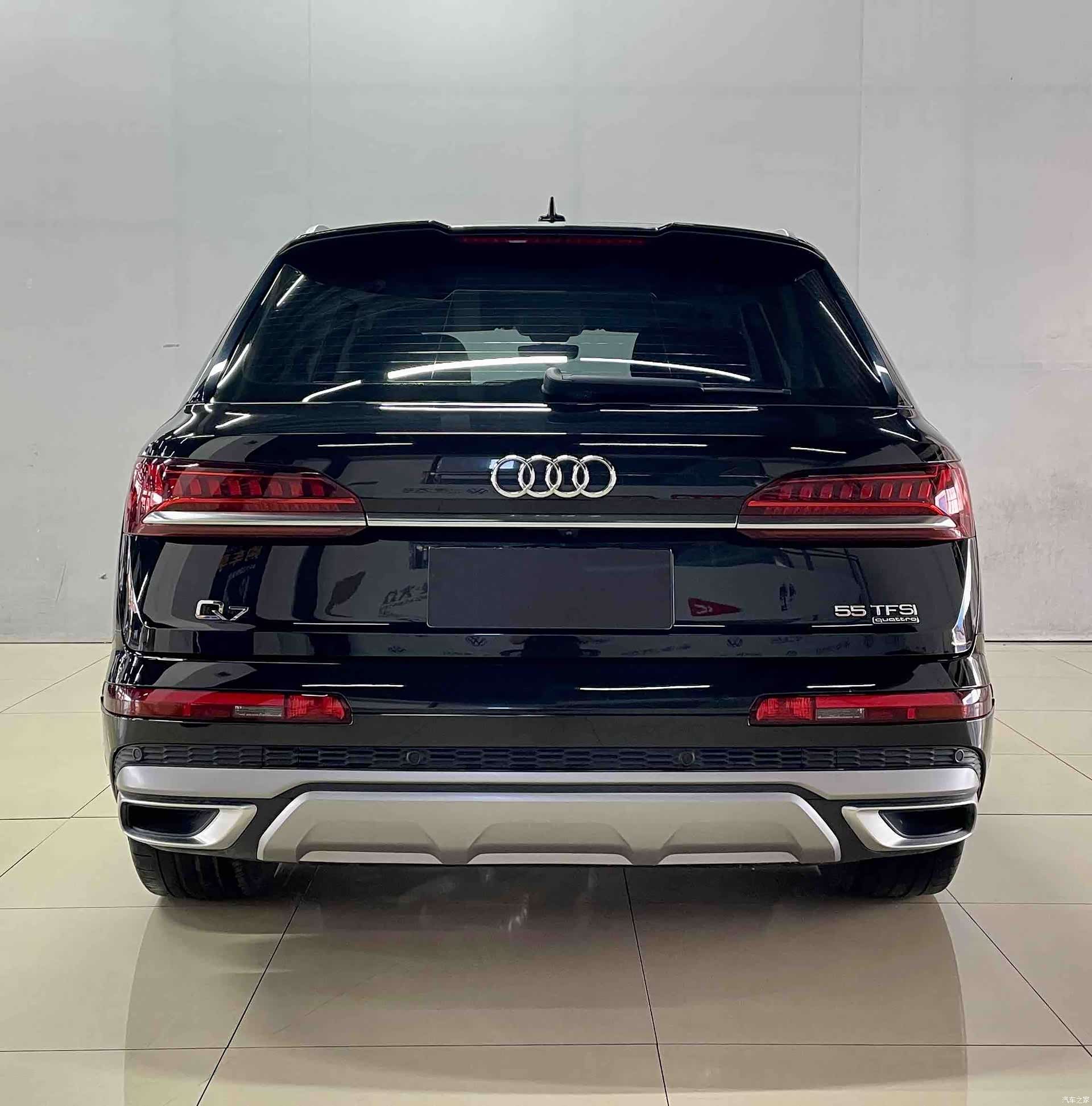 Audi Q7, 2023 4