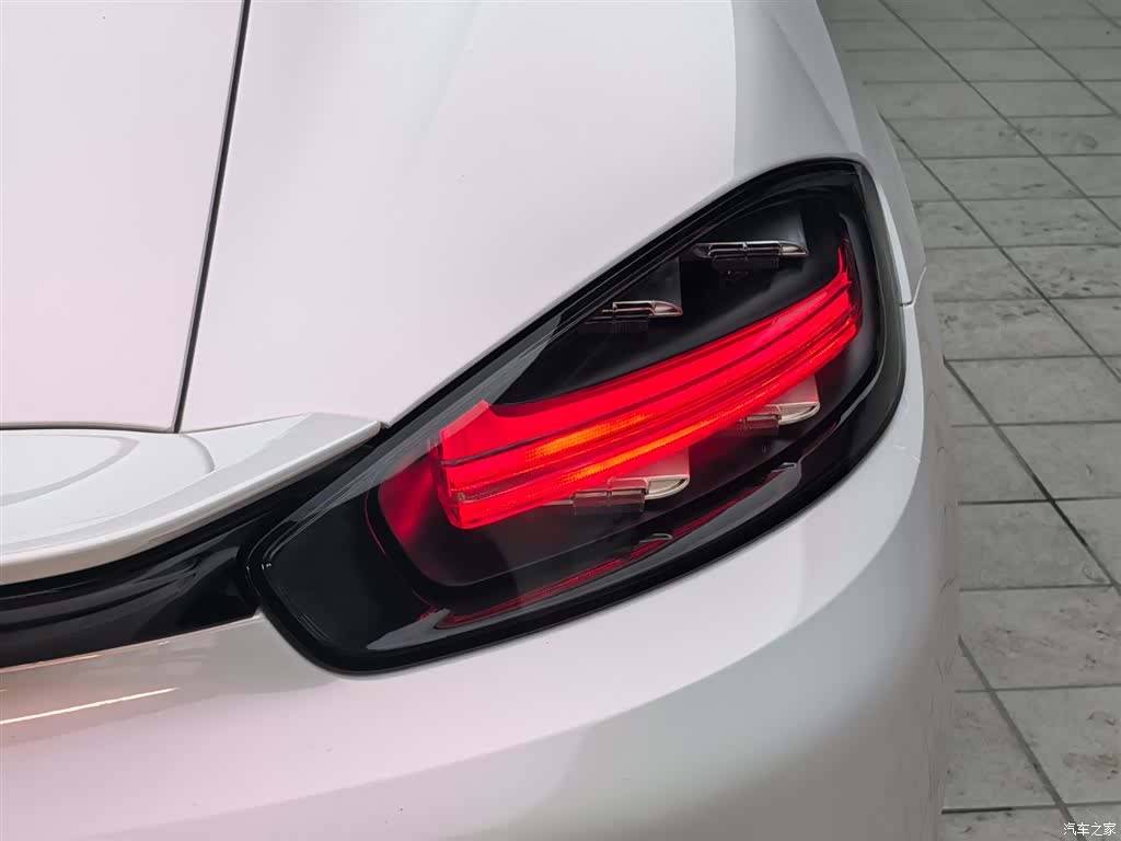 Porsche Cayman, 2023 17