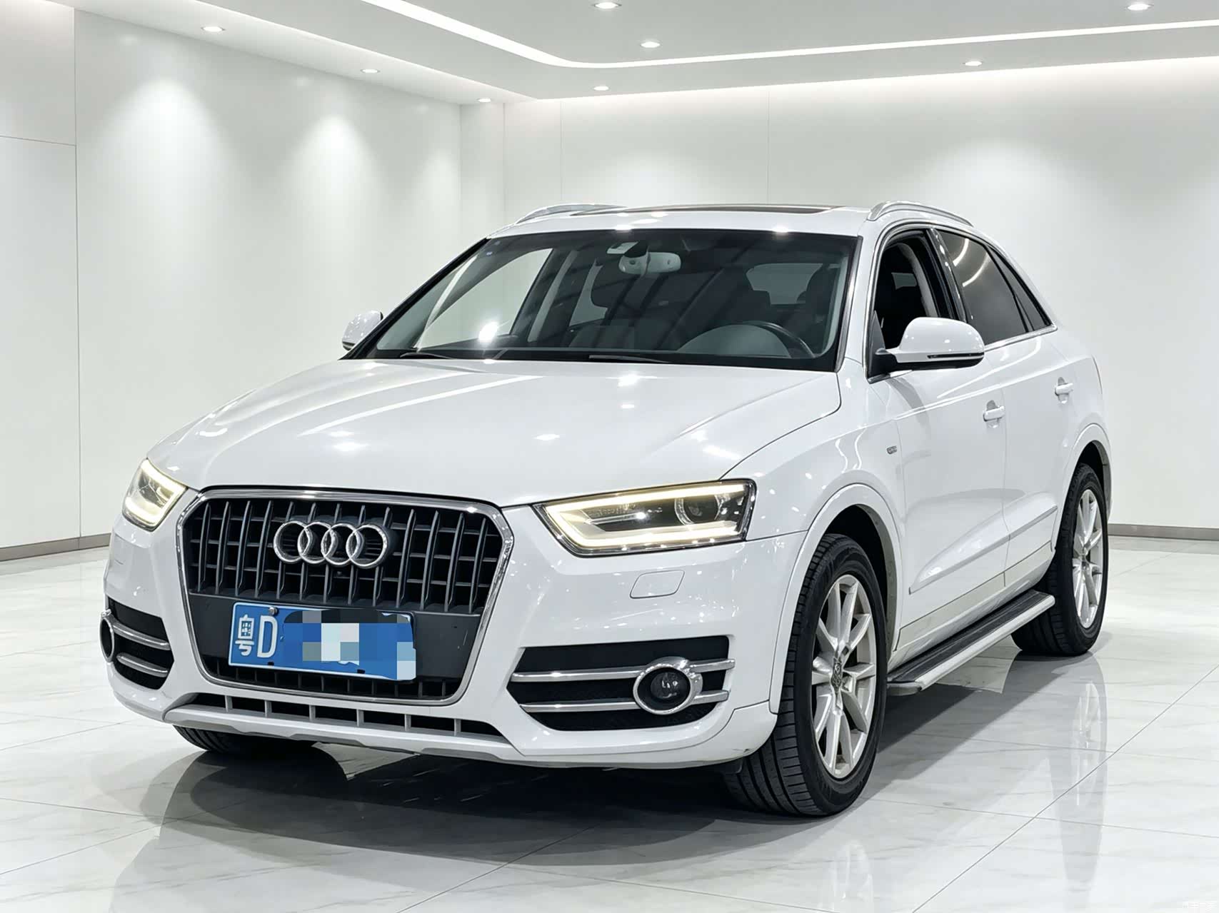 Audi Q3, 2014 1