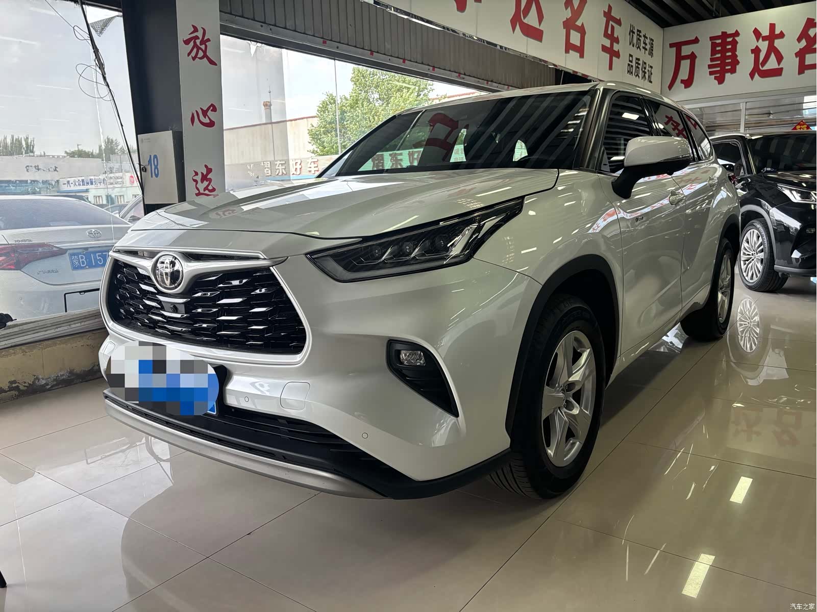 Toyota Highlander, 2025 1