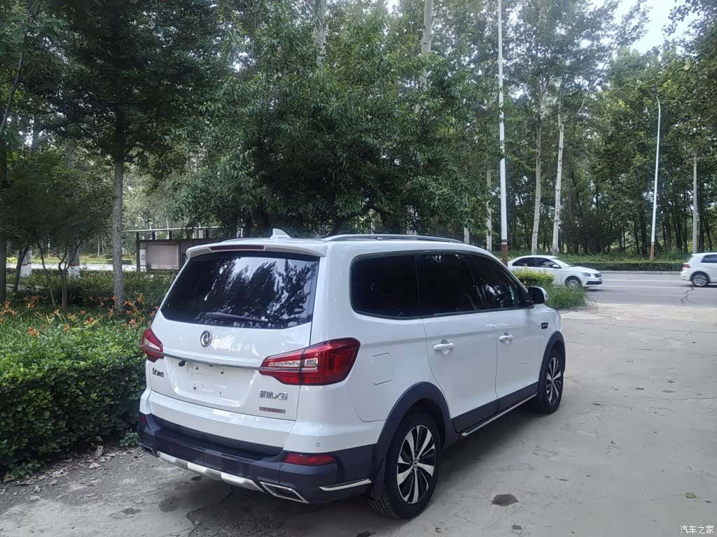 DongFeng X6, 2017 9