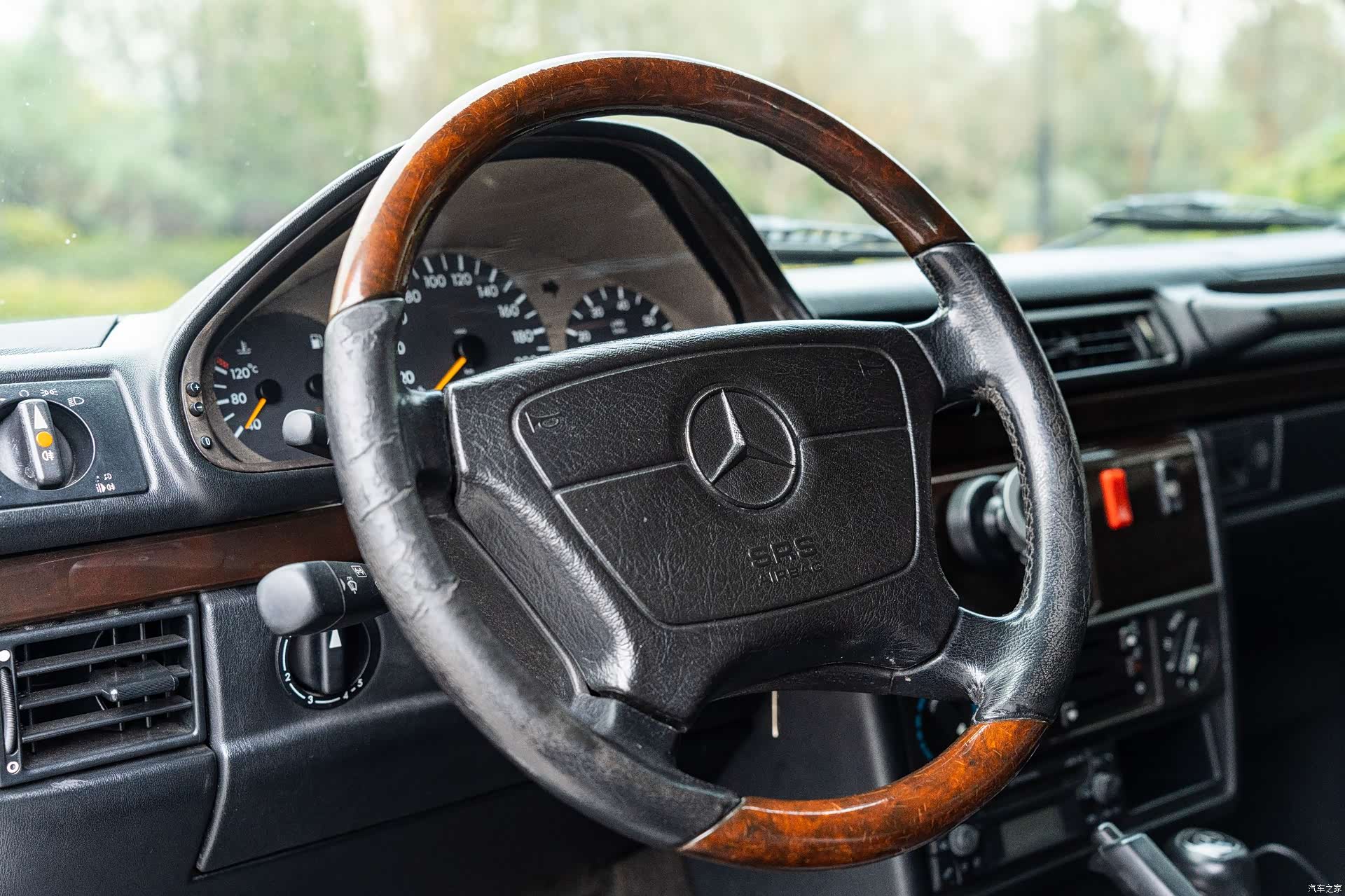 Mercedes-Benz G-Class, 1999 16