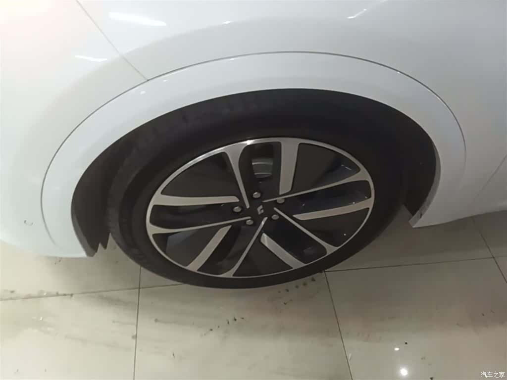 Li Auto L7, 2024 23
