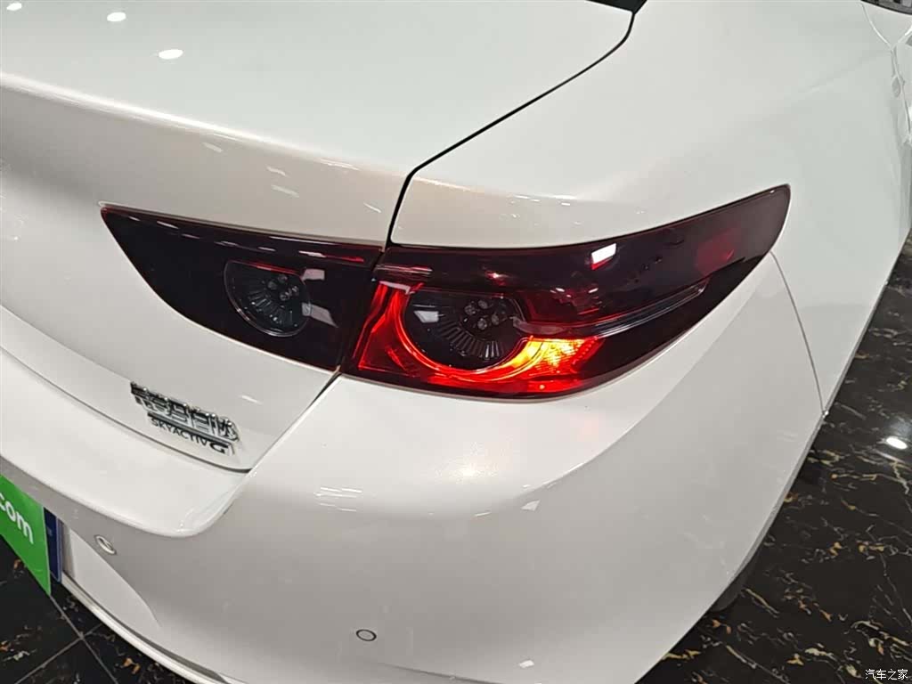 Mazda Mazda3, 2022 8