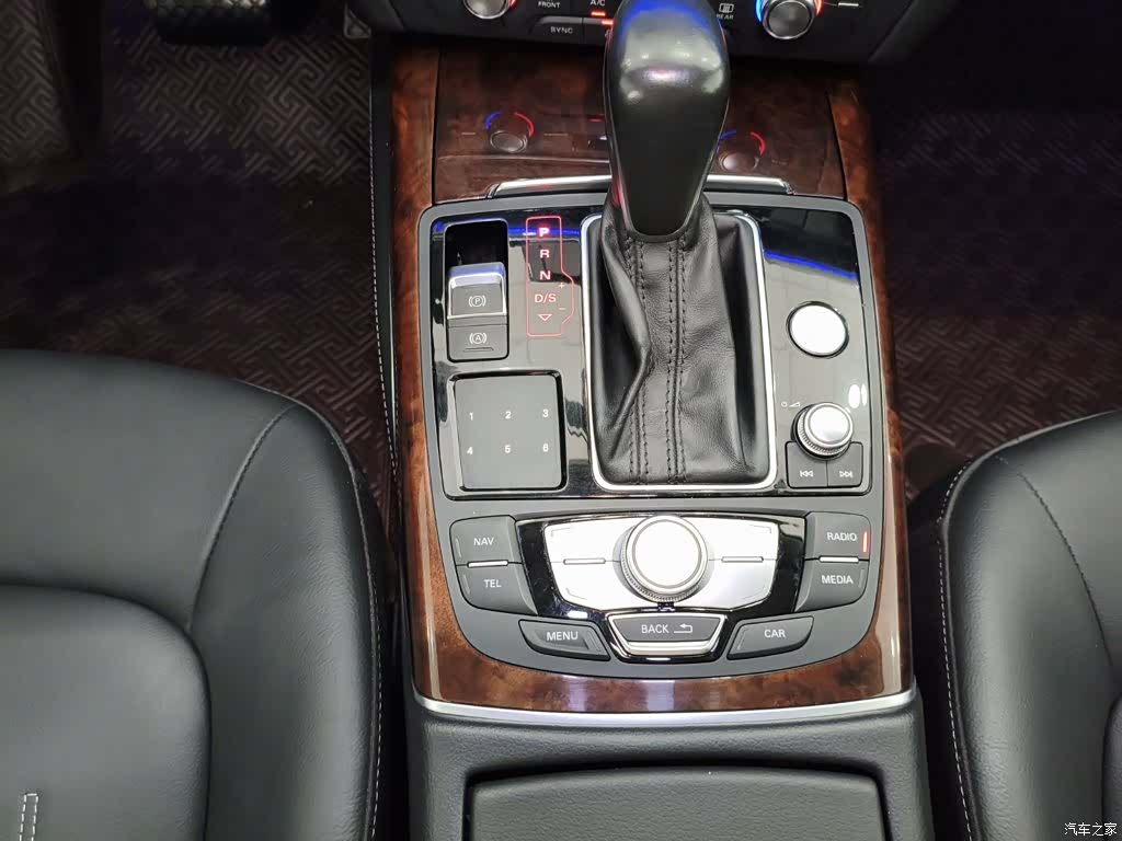 Audi e-tron, 2019 11
