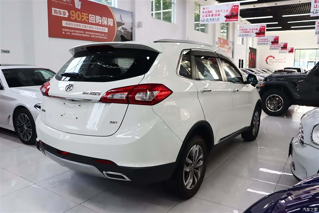 BAIC X65, 2015 9