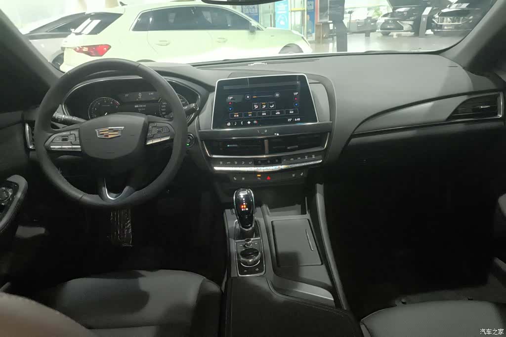 Cadillac CT5, 2022 12