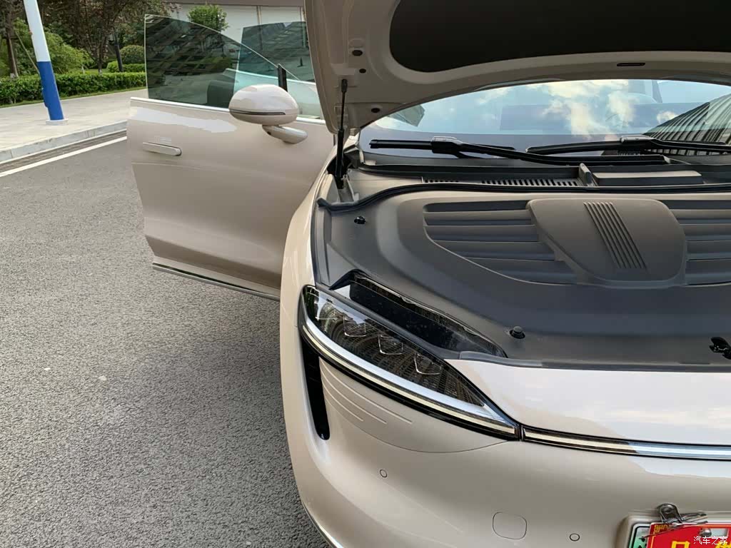 Luxeed R7, 2025 20