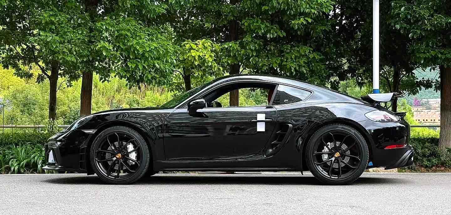 Porsche Cayman, 2019 3