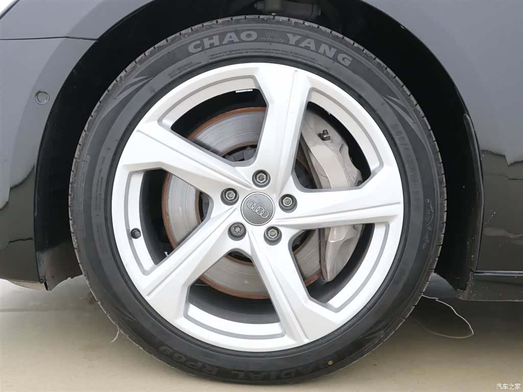 Audi A6L, 2020 13