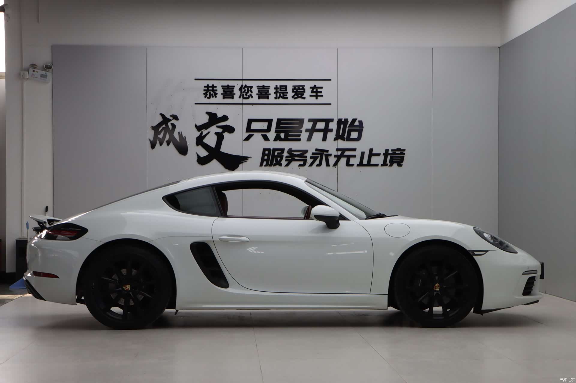 Porsche Cayman, 2017 8