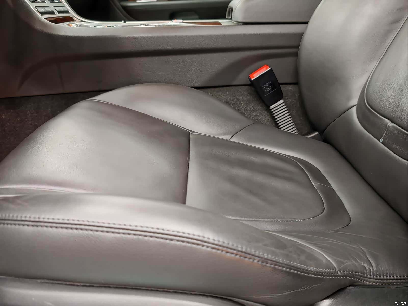 Jaguar XF, 2015 28