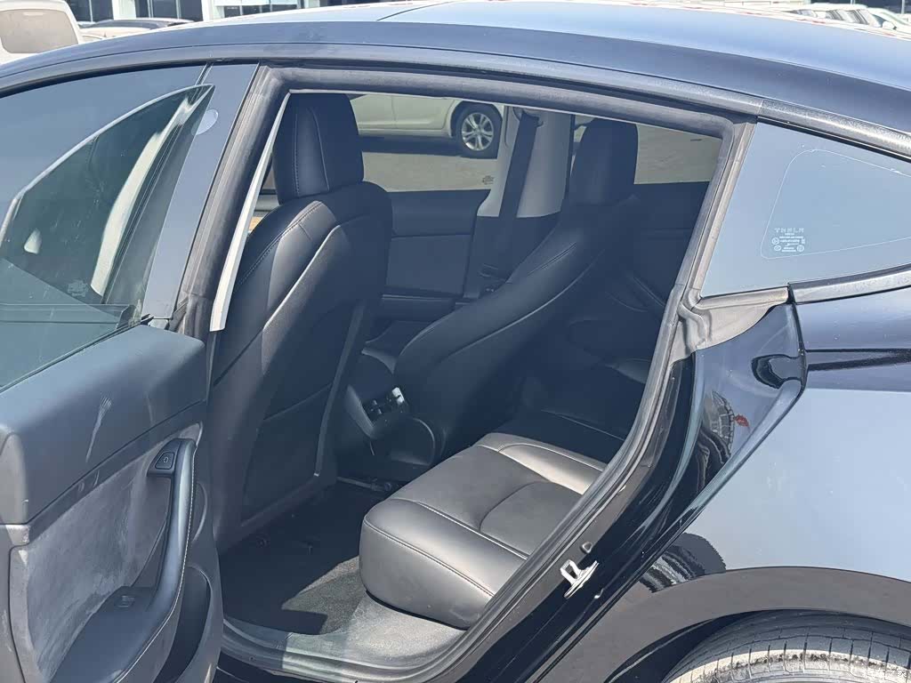 Tesla Model 3, 2023 все фото