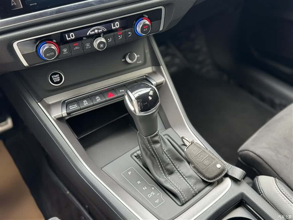 Audi Q3, 2022 7