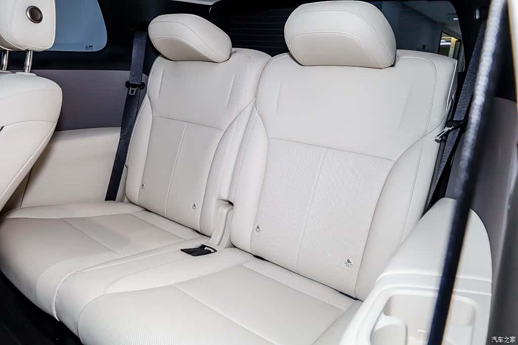 Li Auto i8, 2025 15