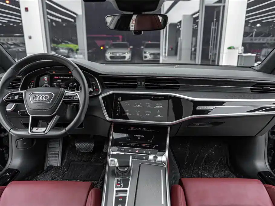 Audi A7L
