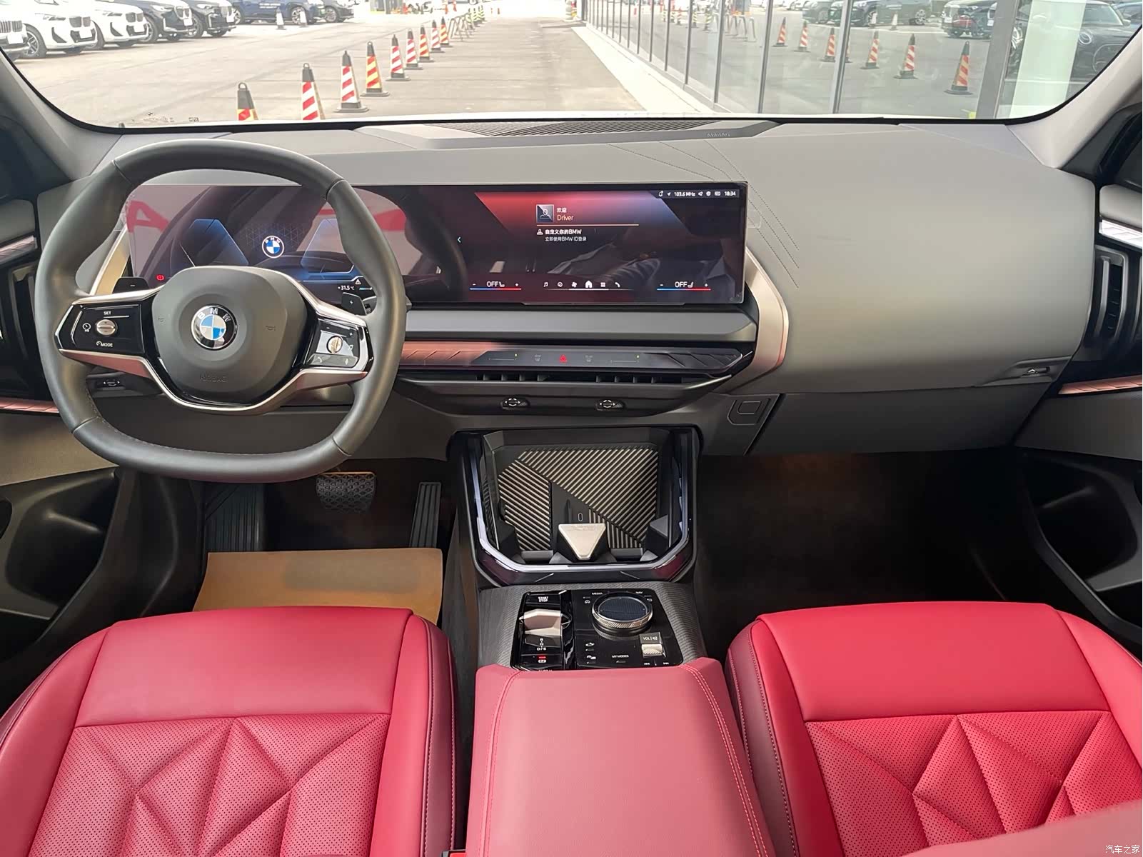 BMW X3, 2025 все фото