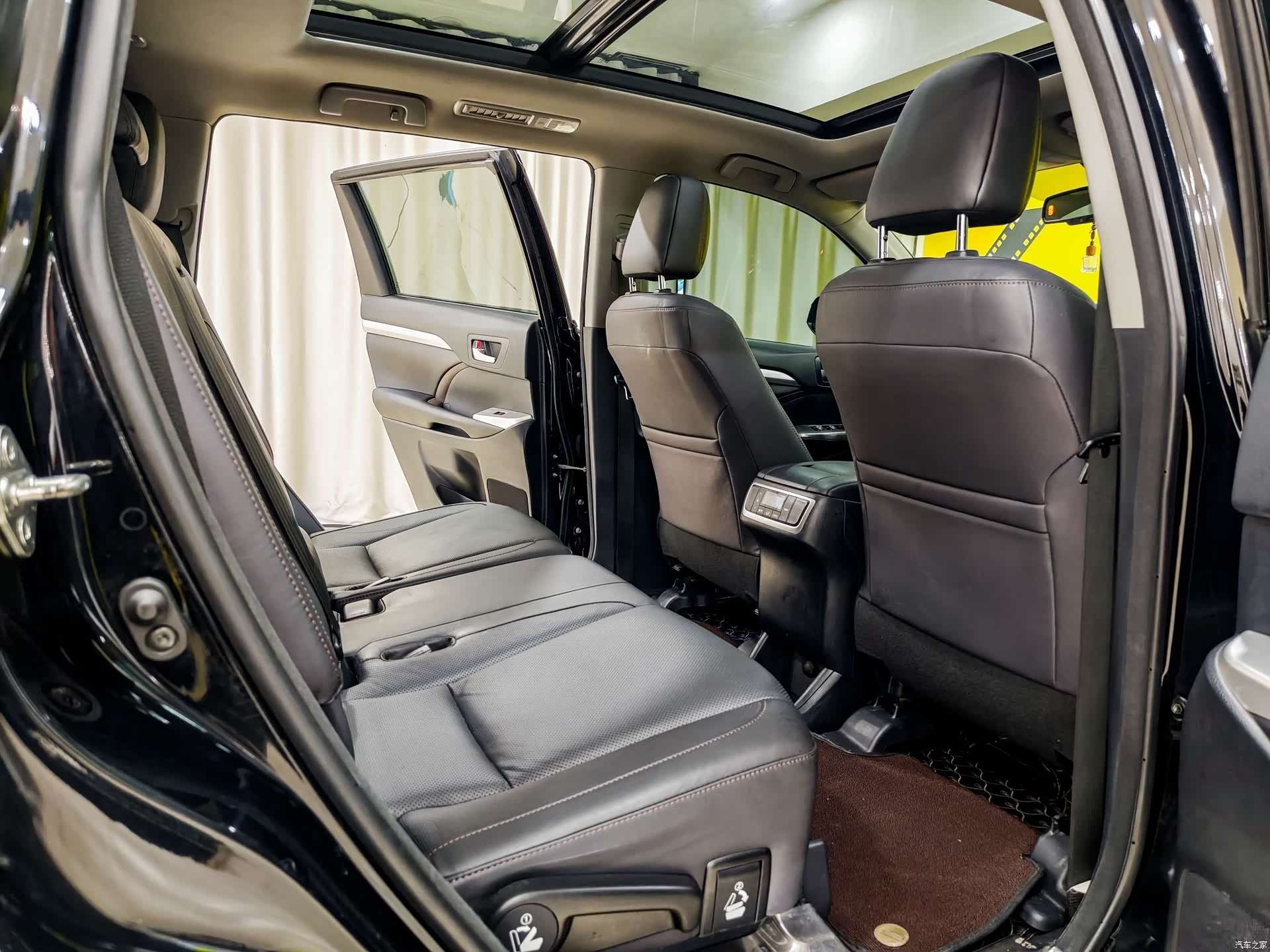 Toyota Highlander, 2018 18