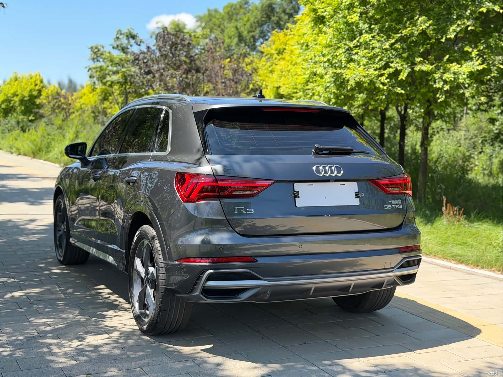 Audi Q3, 2022 23