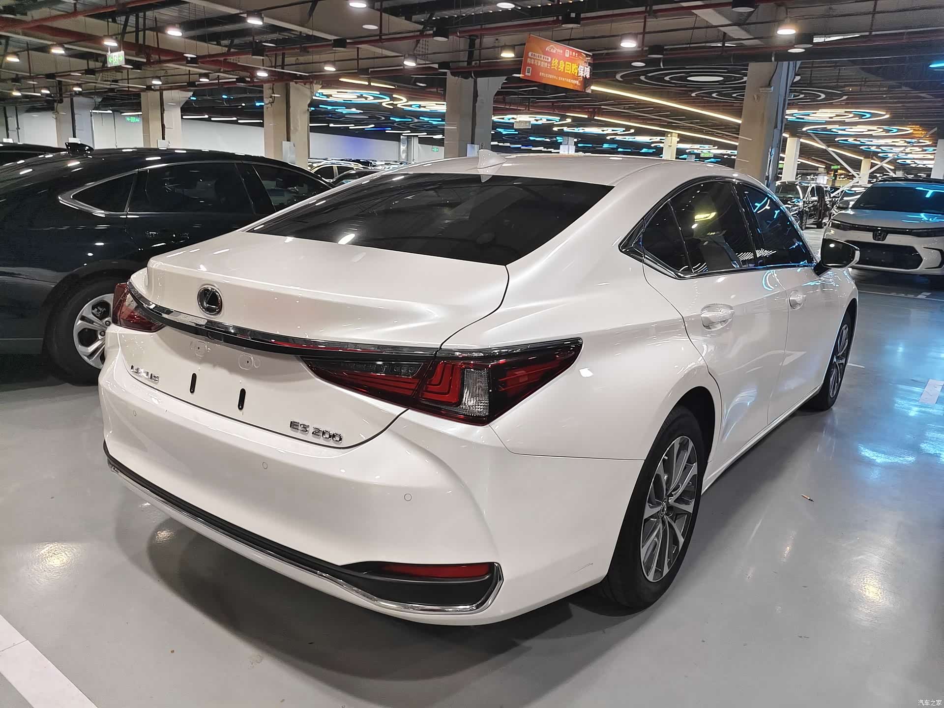 Lexus ES, 2023 19