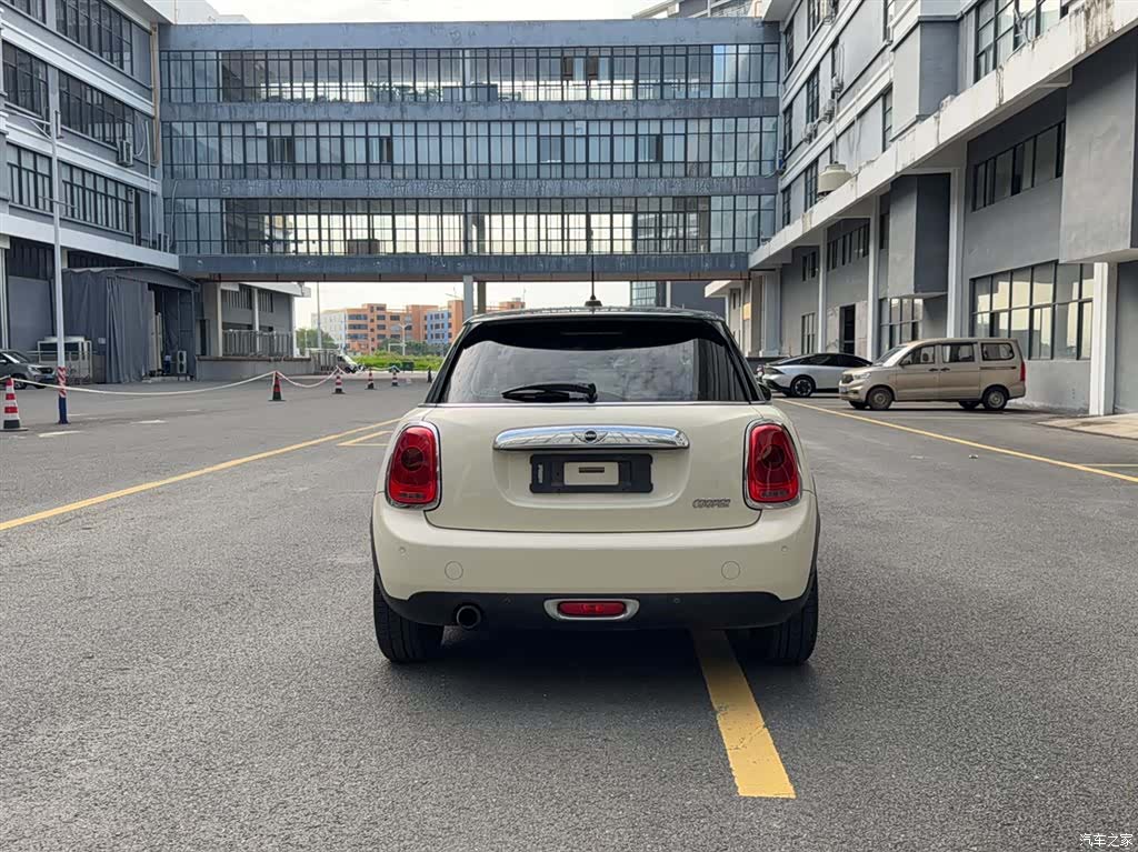 Mini Cooper, 2015 7