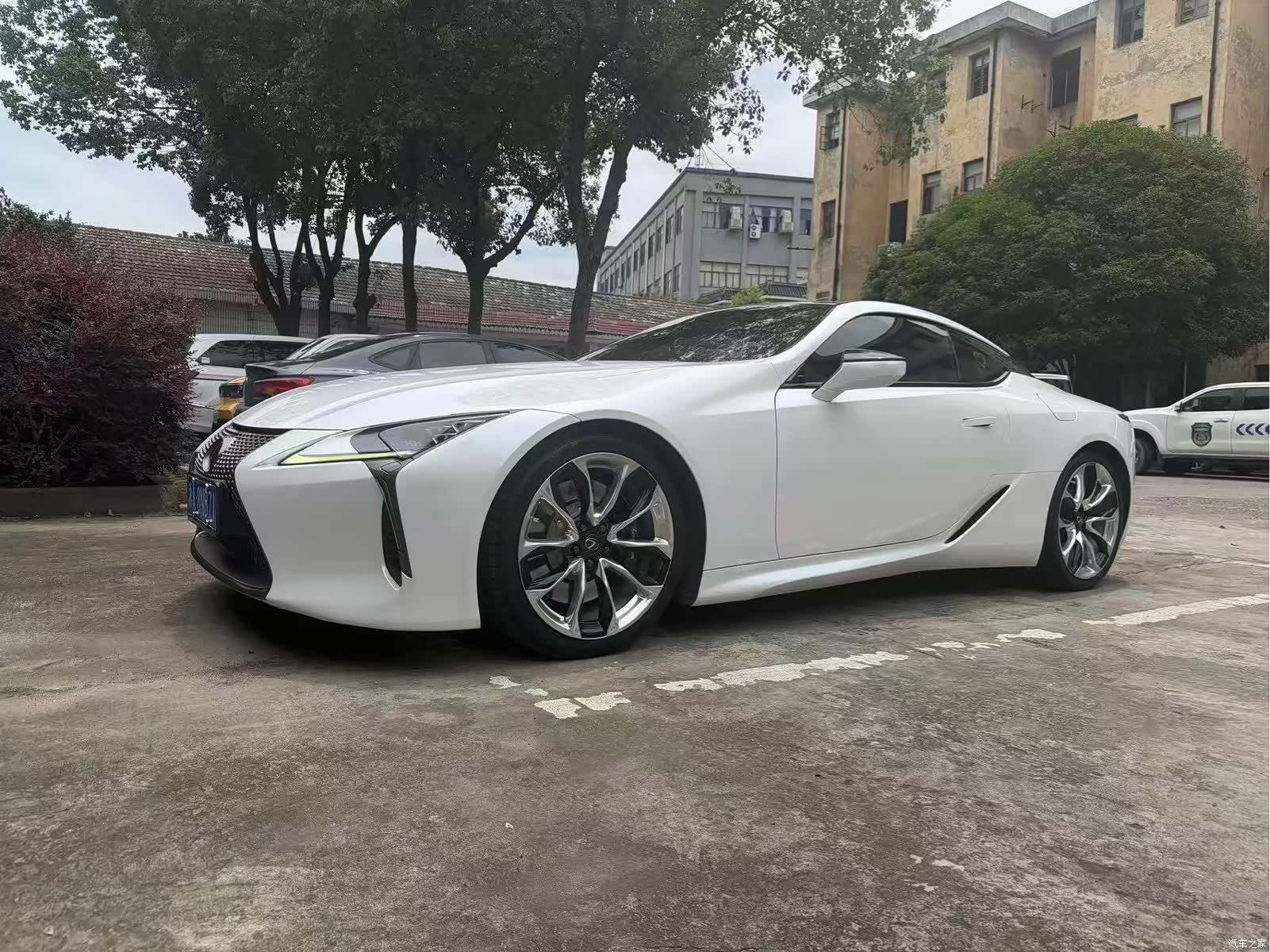 Lexus LC, 2018 3