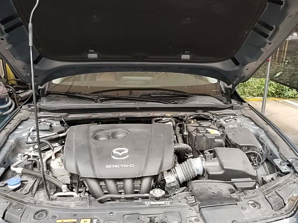 Mazda Mazda3, 2023 16