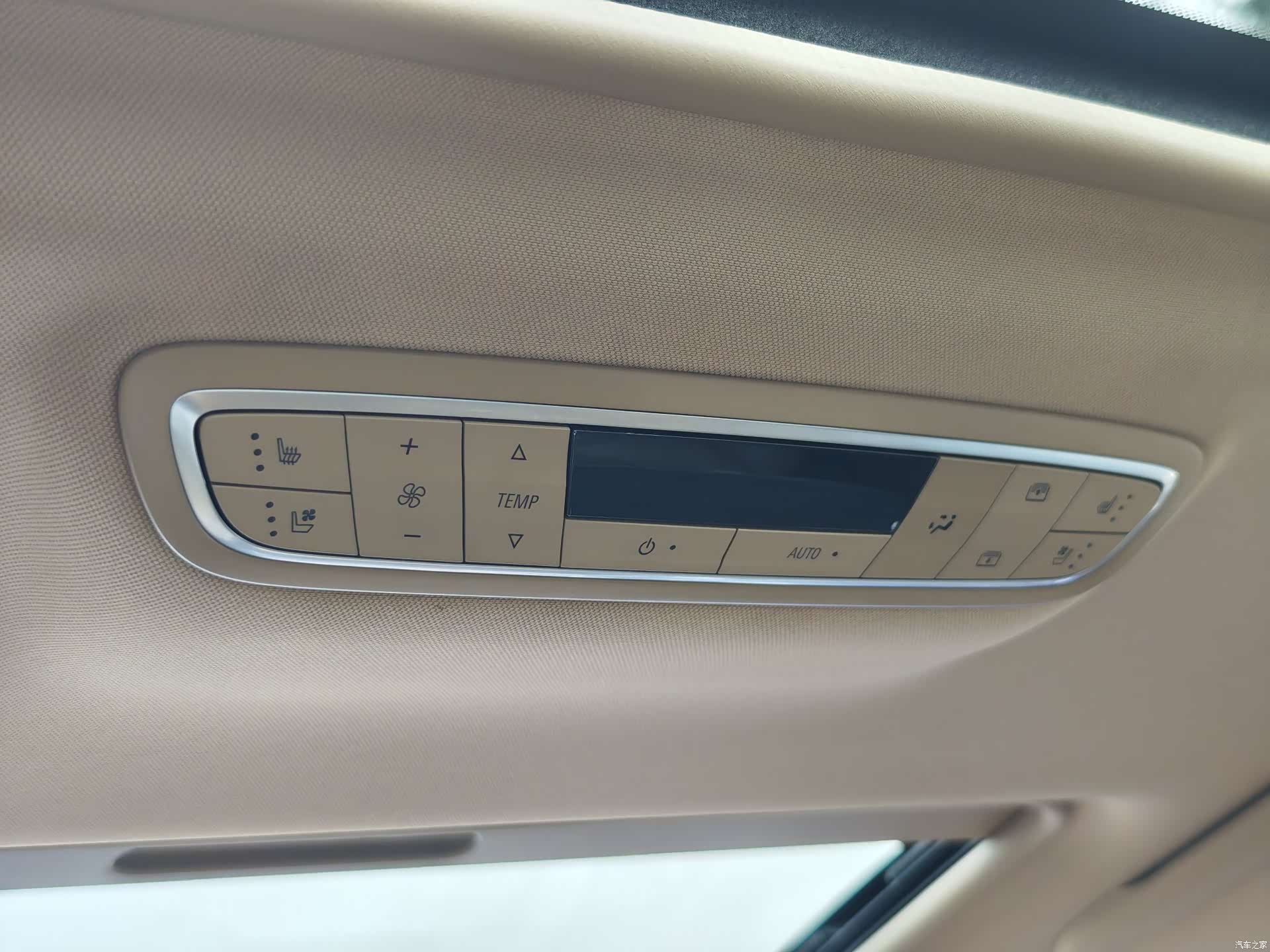 Buick GL8, 2020 23