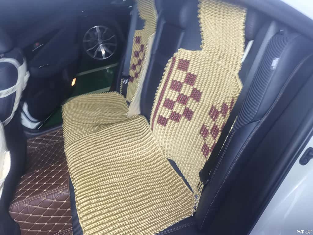 Toyota Crown, 2017 15