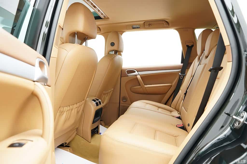 Porsche Cayenne, 2008 9