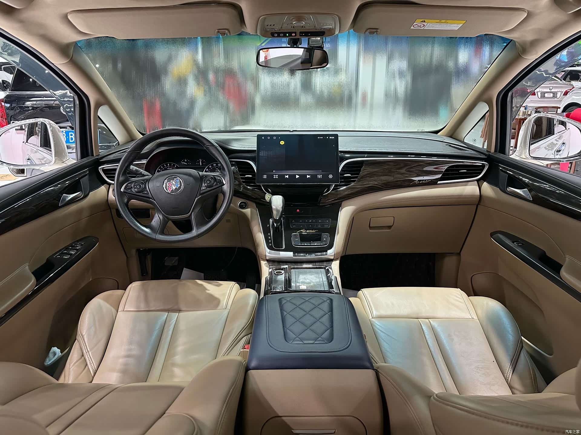 Buick GL8, 2017 8