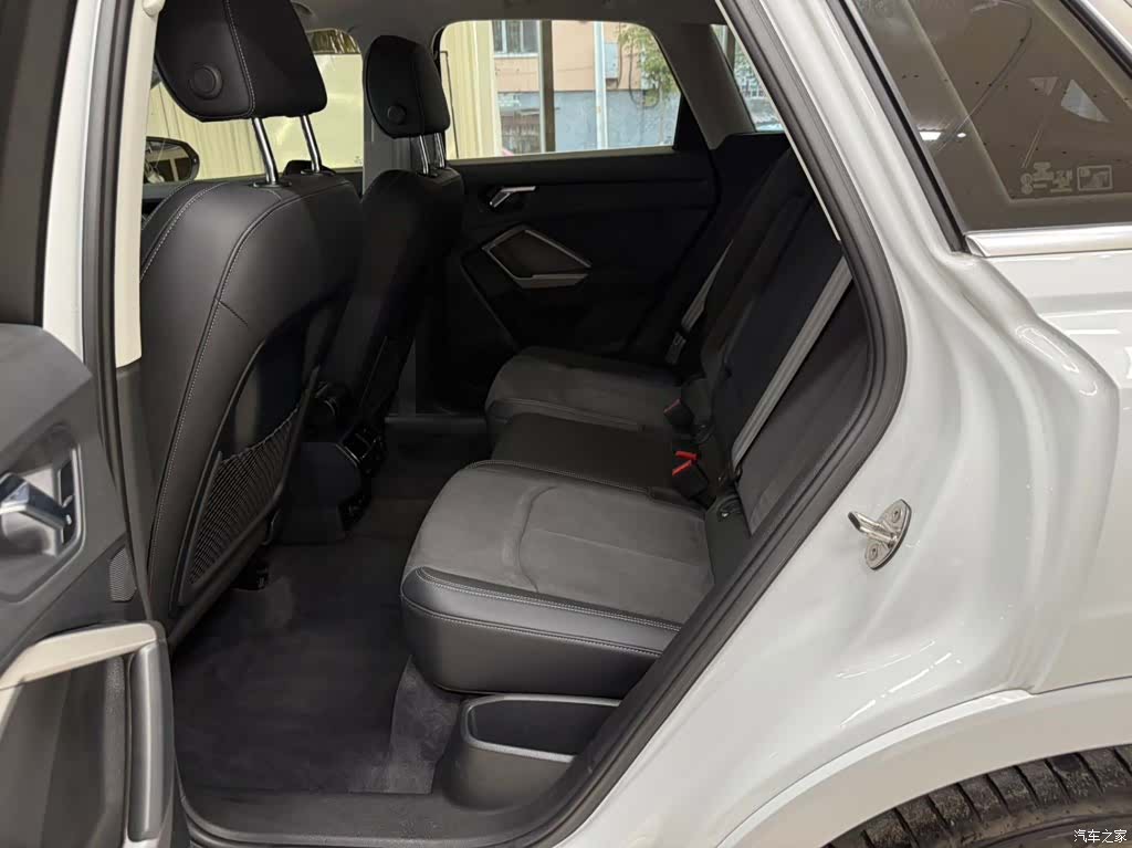 Audi Q3, 2023 18
