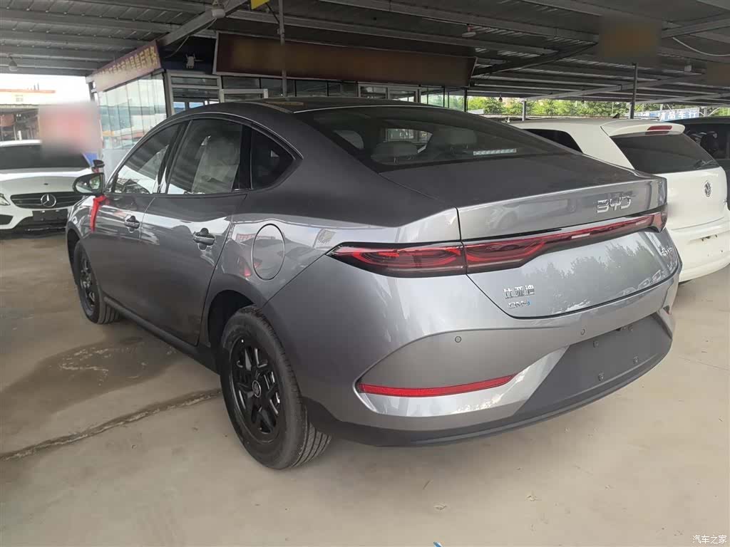 BYD Qin, 2026 11