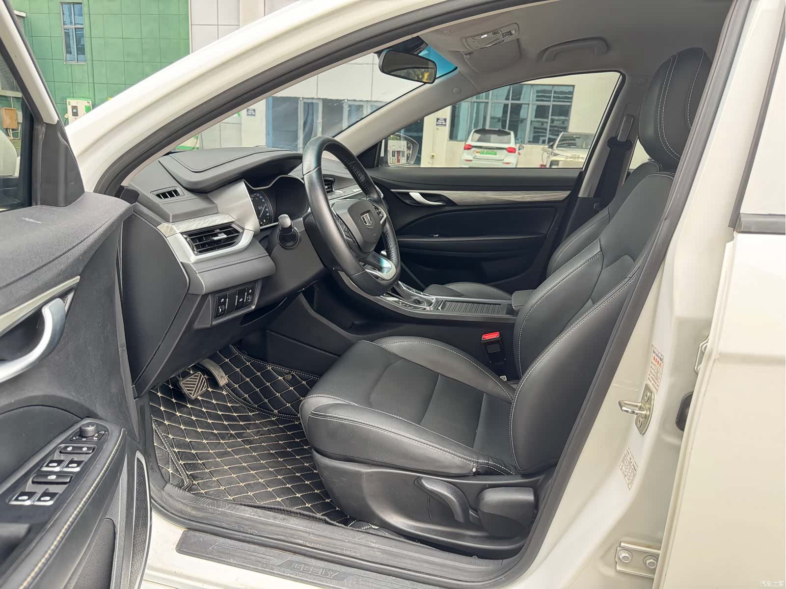 Geely Emgrand, 2019 4