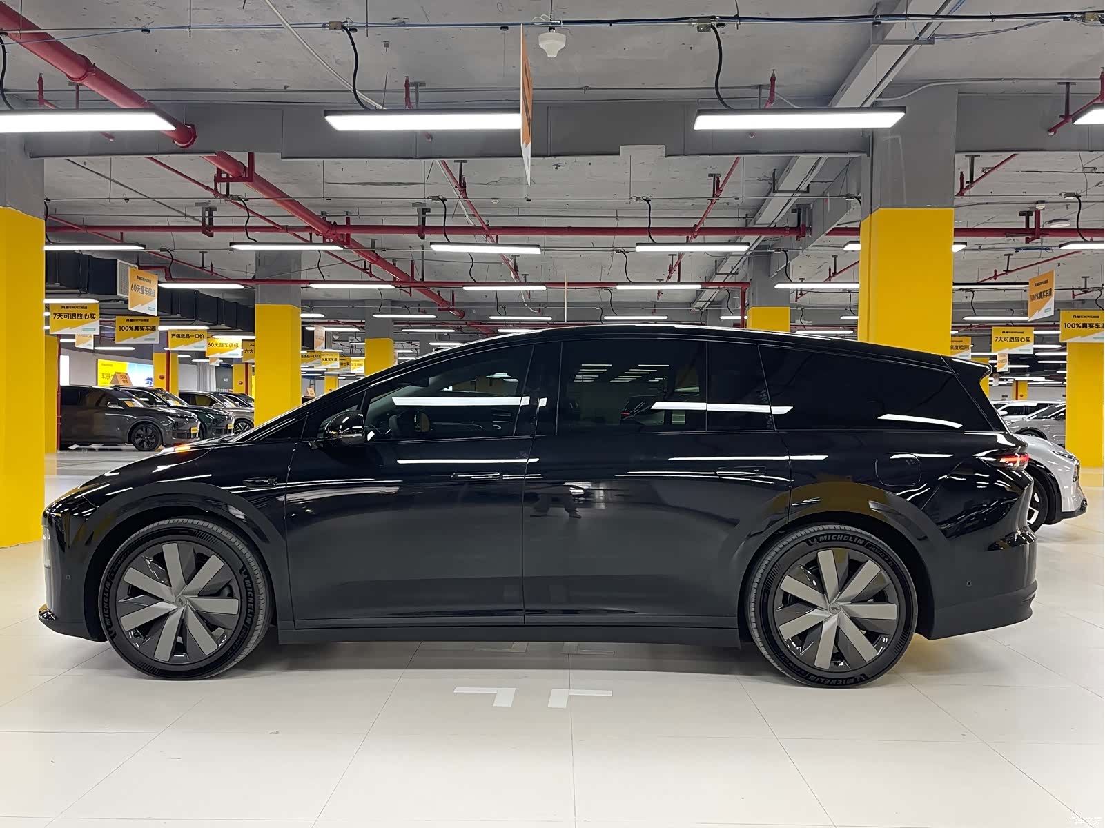 Li Auto i8, 2026 7