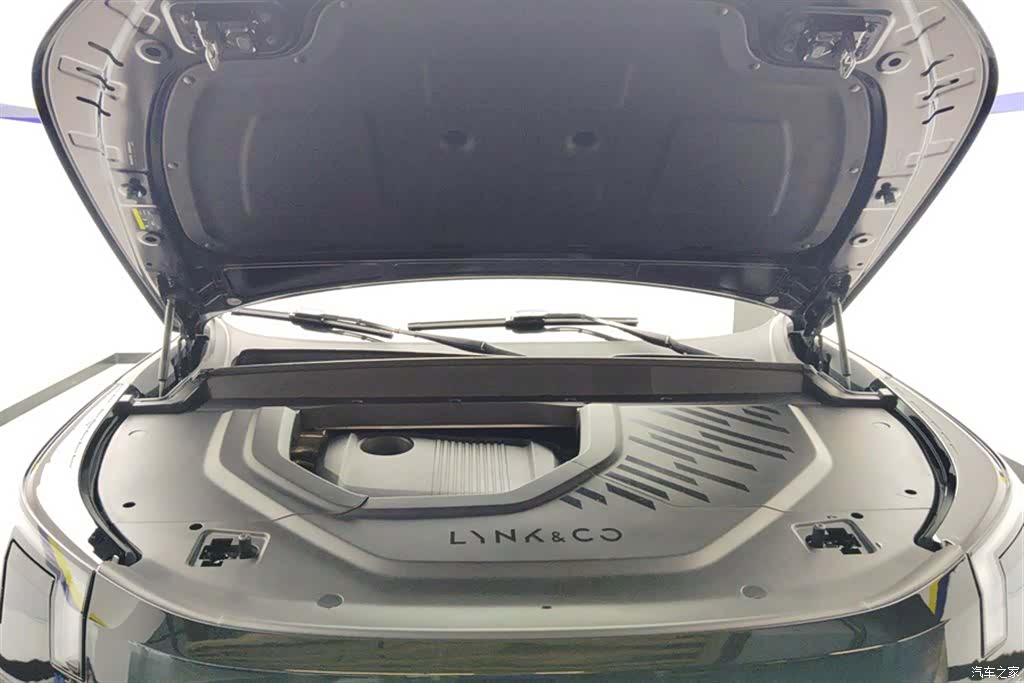 Lynk & Co 02, 2025 10