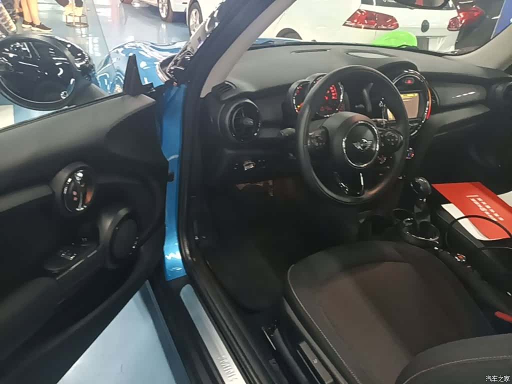 Mini Cooper, 2015 16