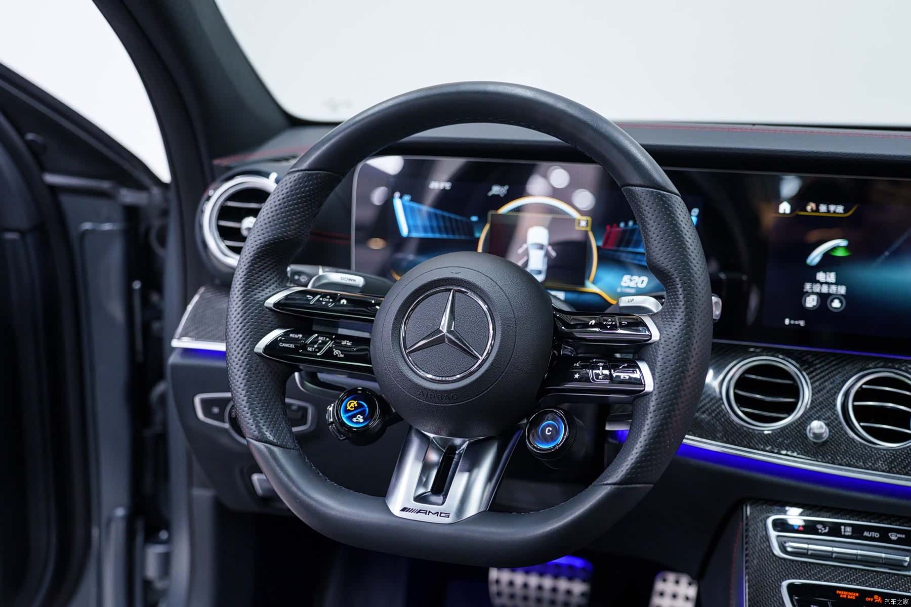 Mercedes-Benz E-Class, 2022 13