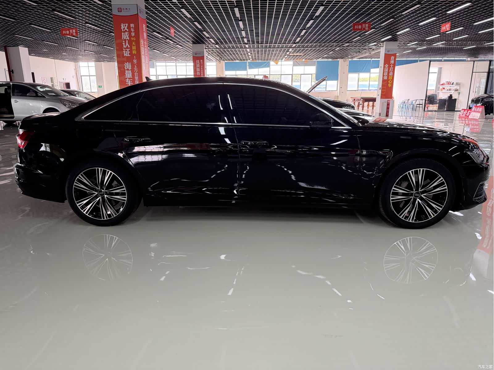 Audi A6L, 2022 4